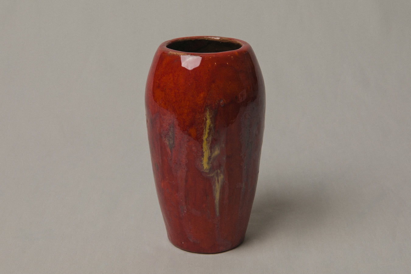 Red torpedo VASE by Pesthidegkút Ceramics Factory _ 997