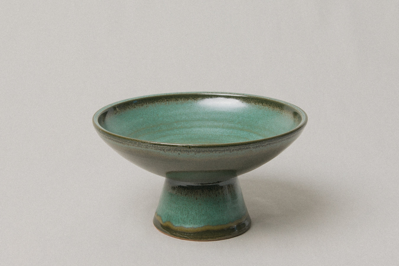 Footed ceramic BOWL _ 1043
