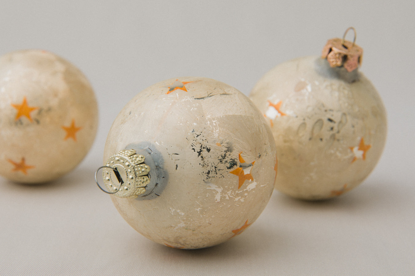 Vintage GLASS ORNAMENT with star motif _ 1071