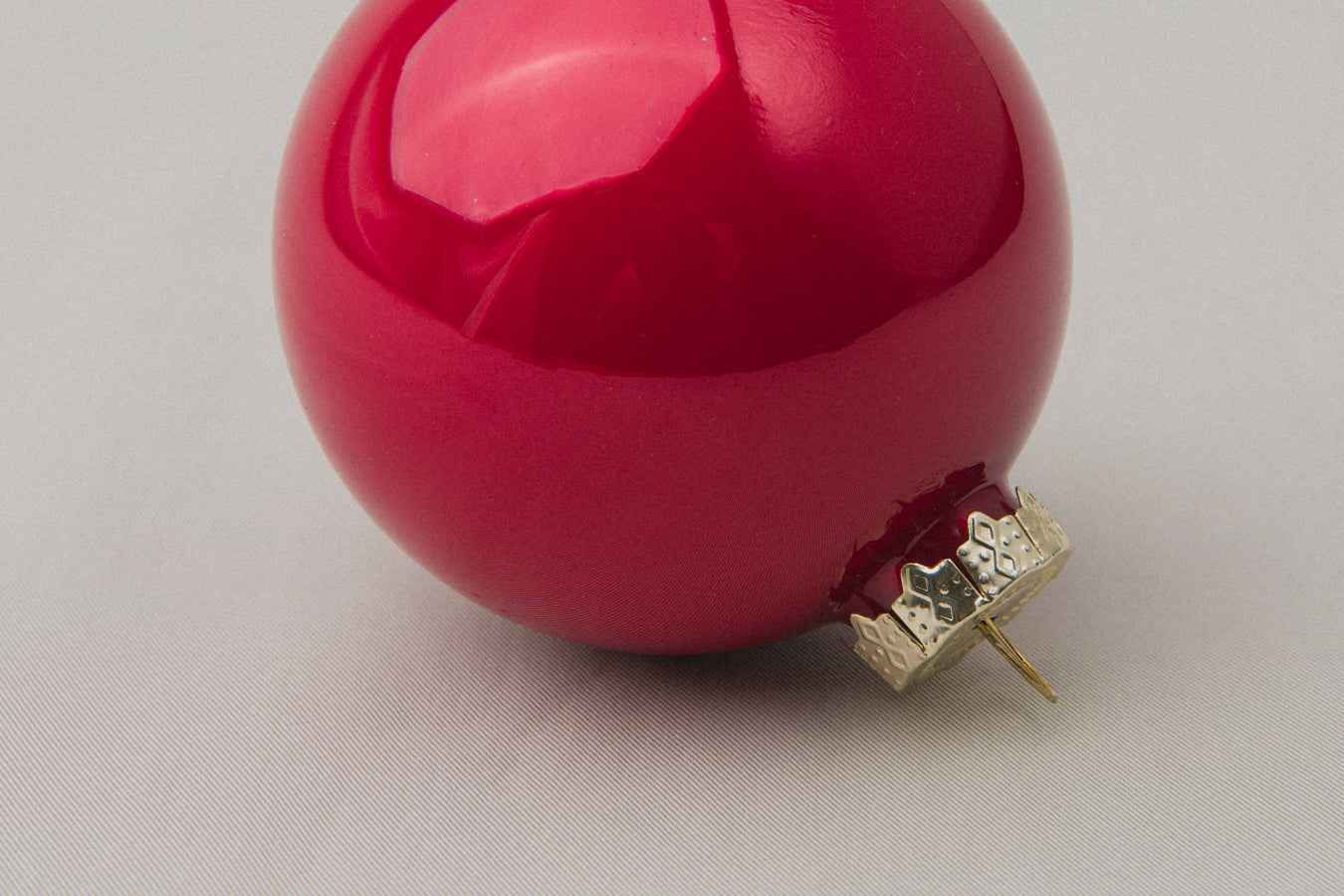 Red glass ball ORNAMENT _ 1150