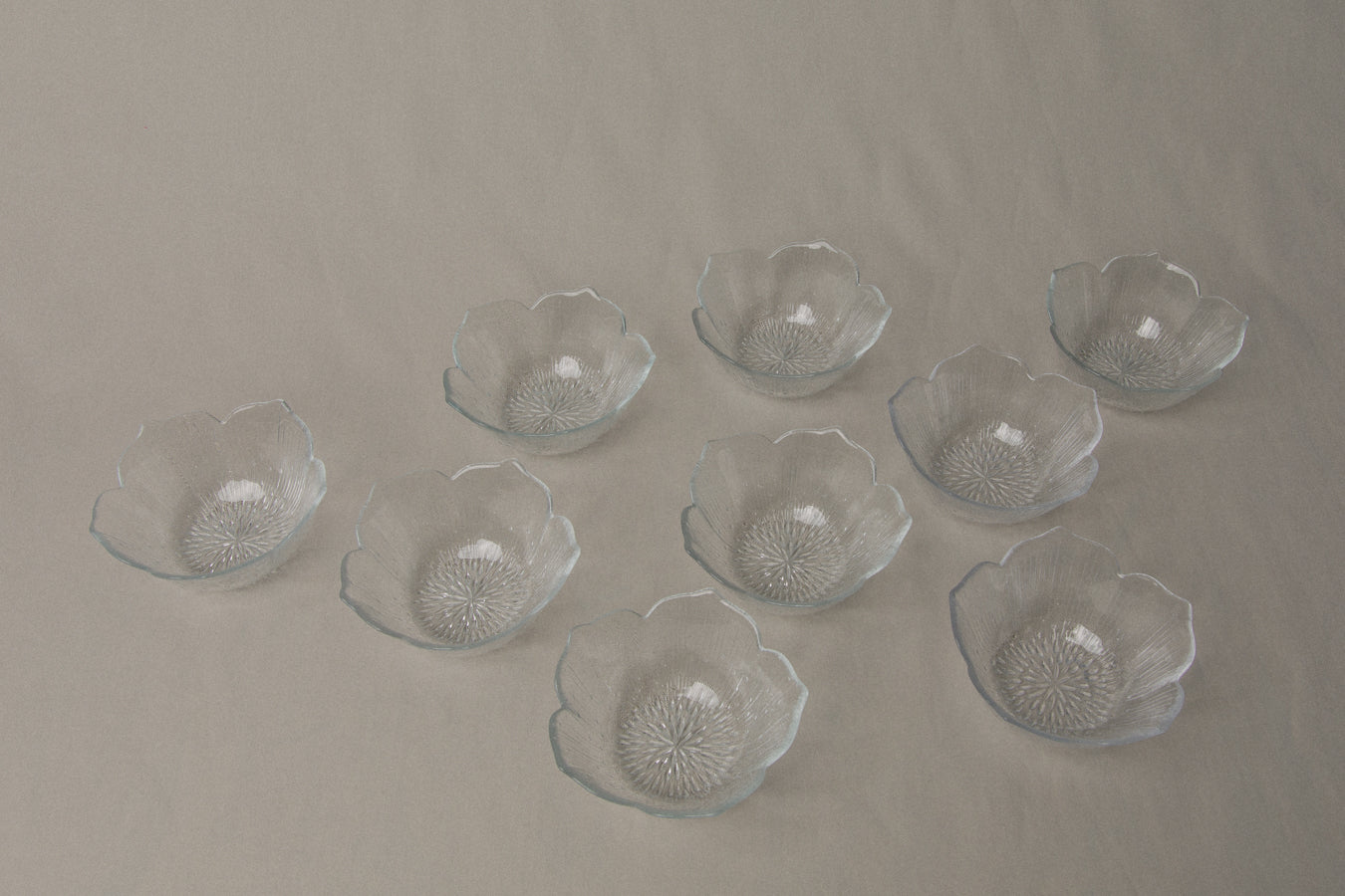 Set of five textured glass BOWLS small _ 1205