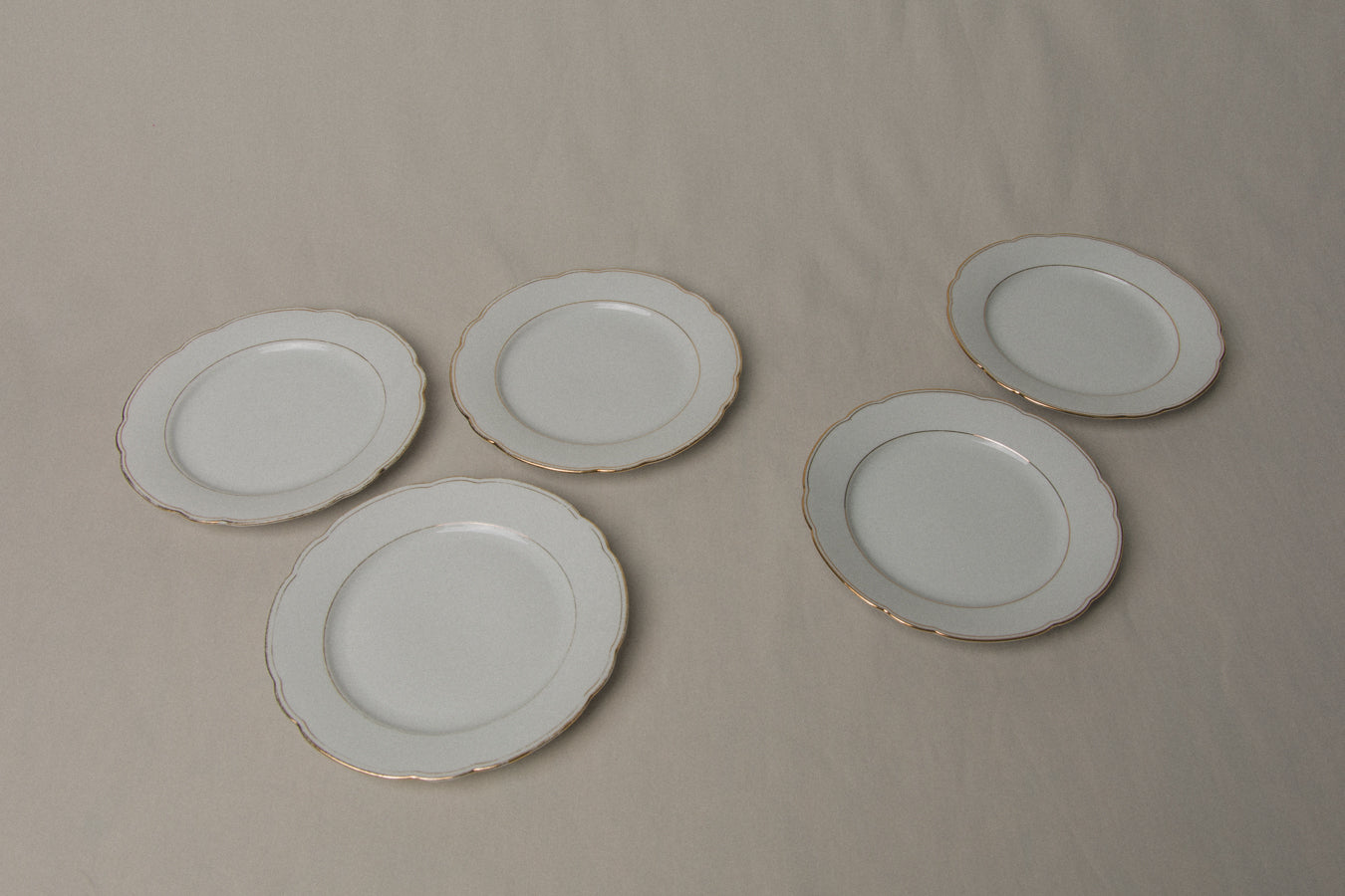 Set of five vintage porcelain SIDE PLATES with gold stripe _ 1242