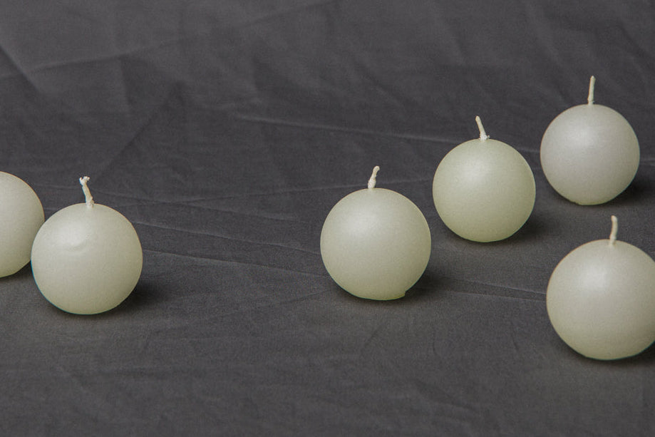 Pack of six sphere CANDLE large