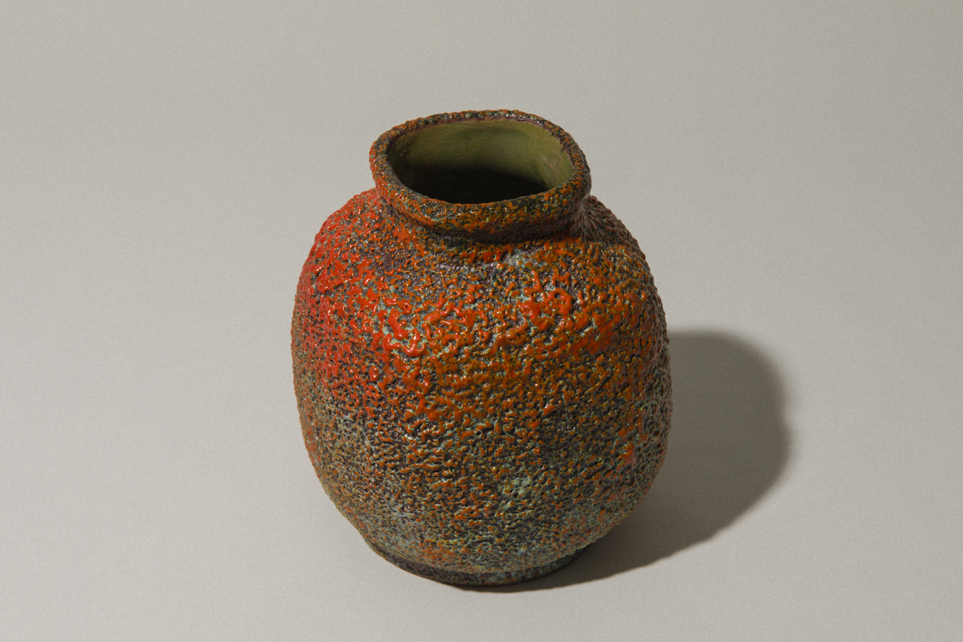 Round-bodied VASE by Pesthidegkút Ceramics Factory _ 772
