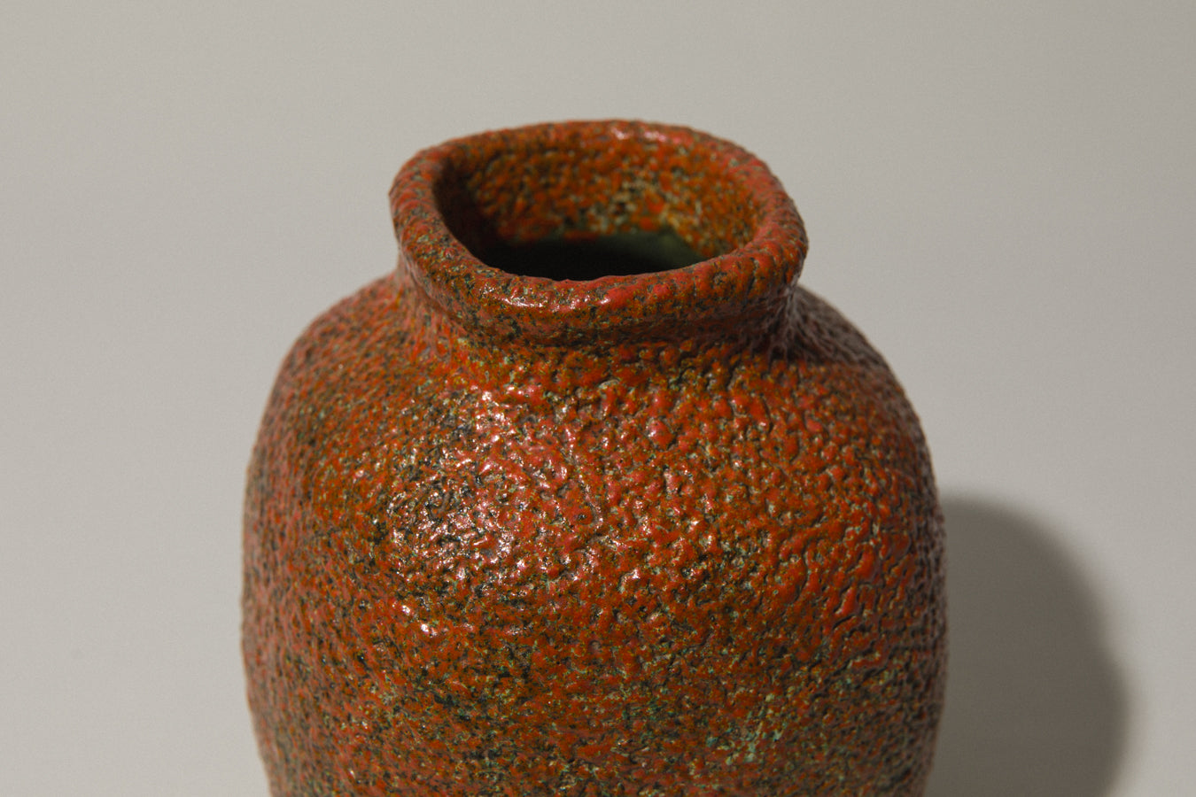 Round-bodied VASE by Pesthidegkút Ceramics Factory _ 778