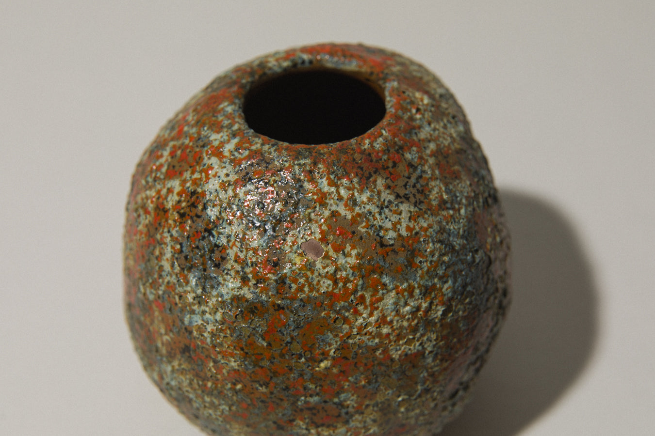Textured sphere VASE by Pesthidegkút Ceramics Factory _ 785