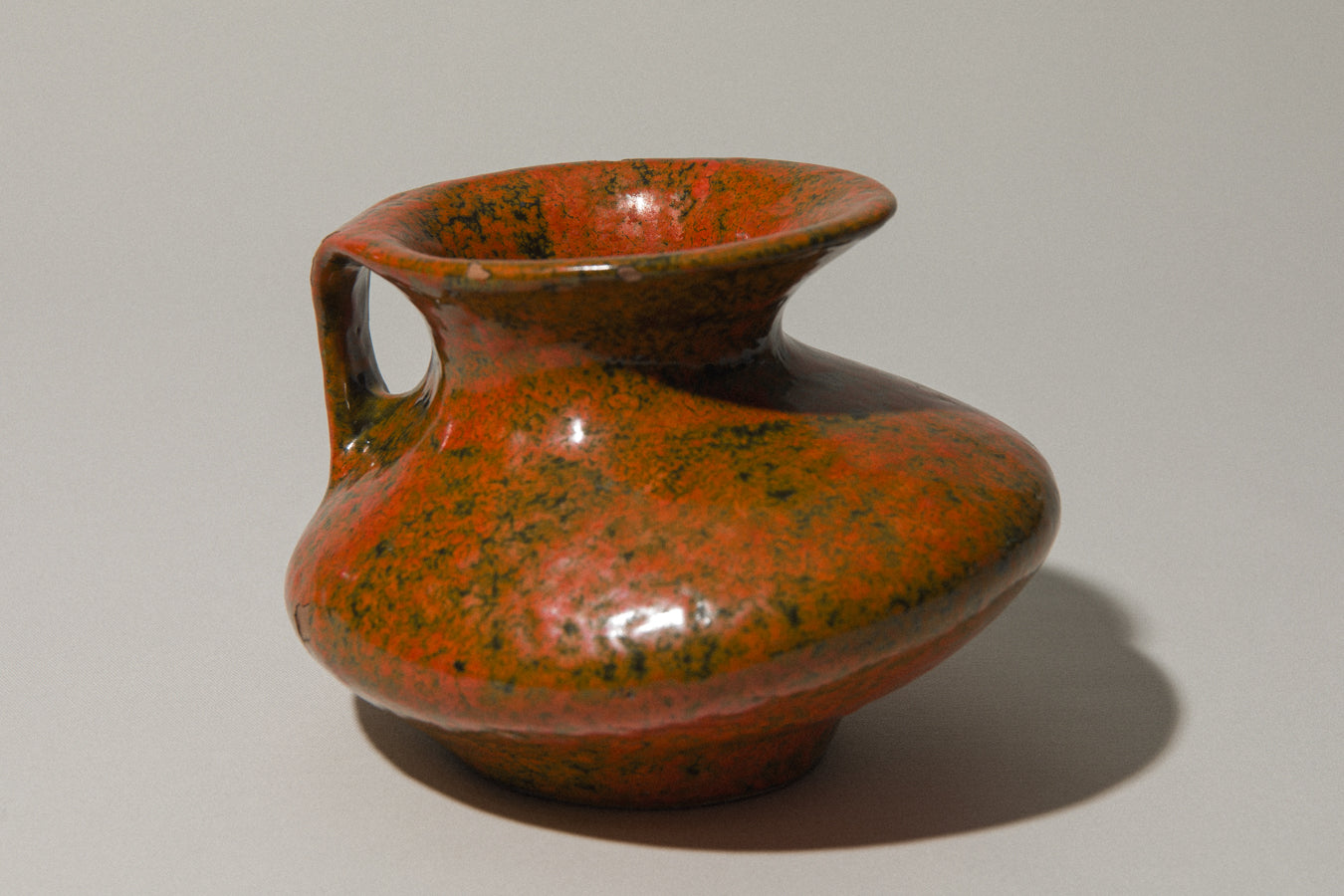 Handled VASE _ 796