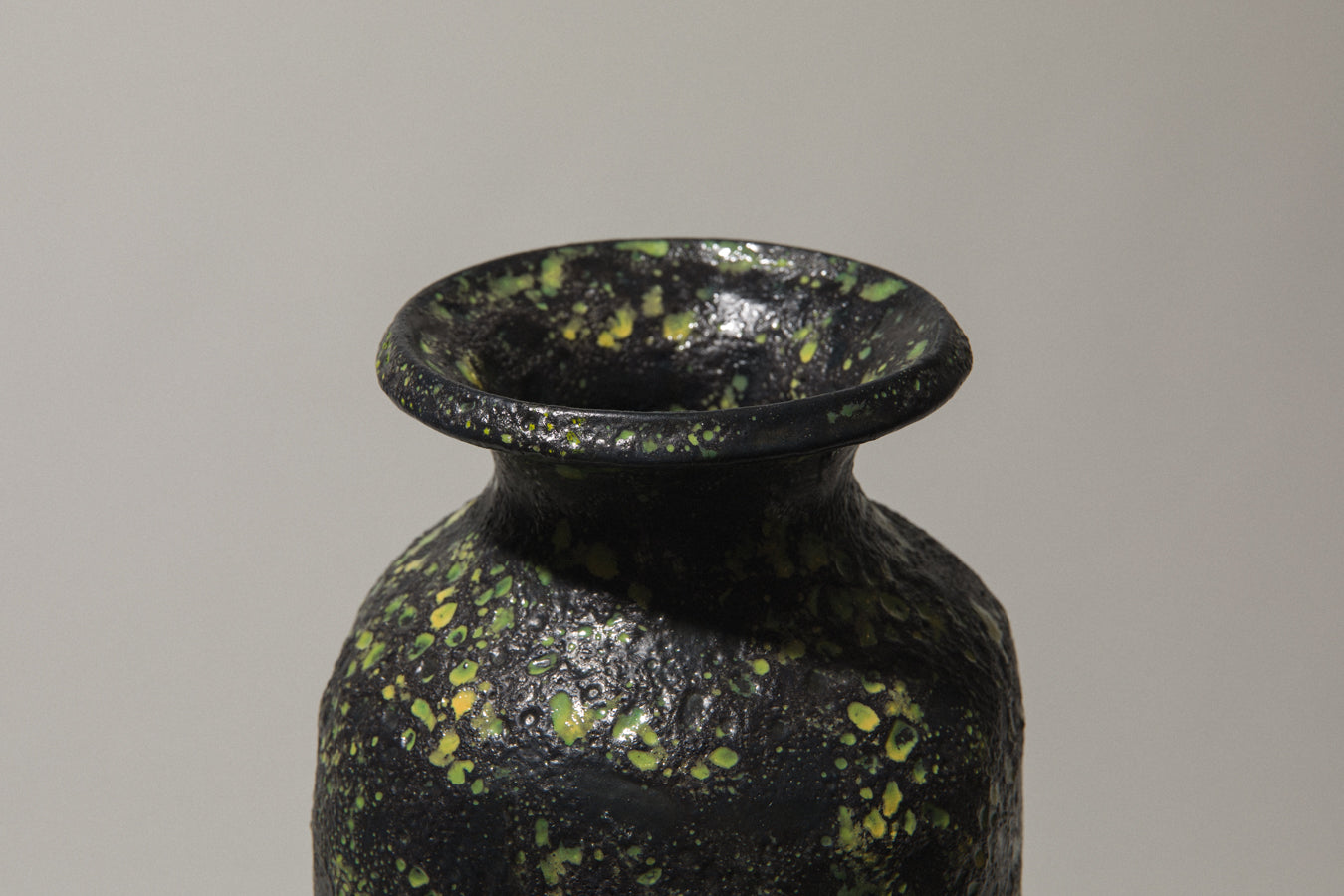 Bod ceramic VASE with black-yellow textured glaze