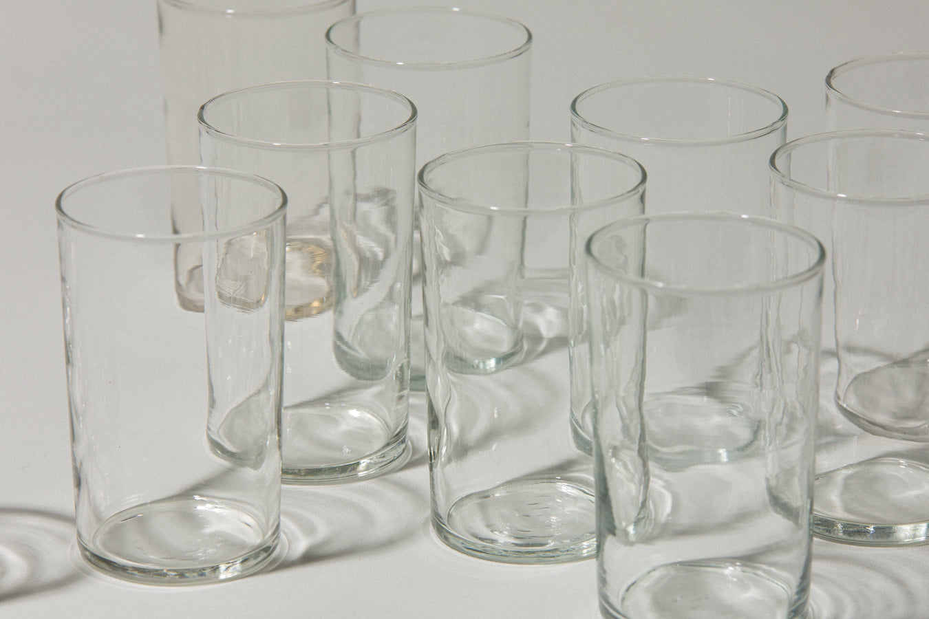 Set of fourteen drinking GLASSES