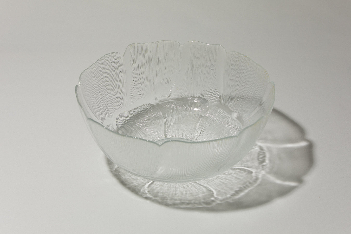 Textured glass BOWL extra-extra large