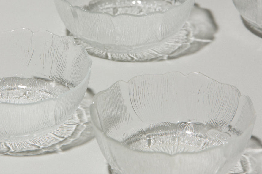 Set of five textured glass BOWLS small