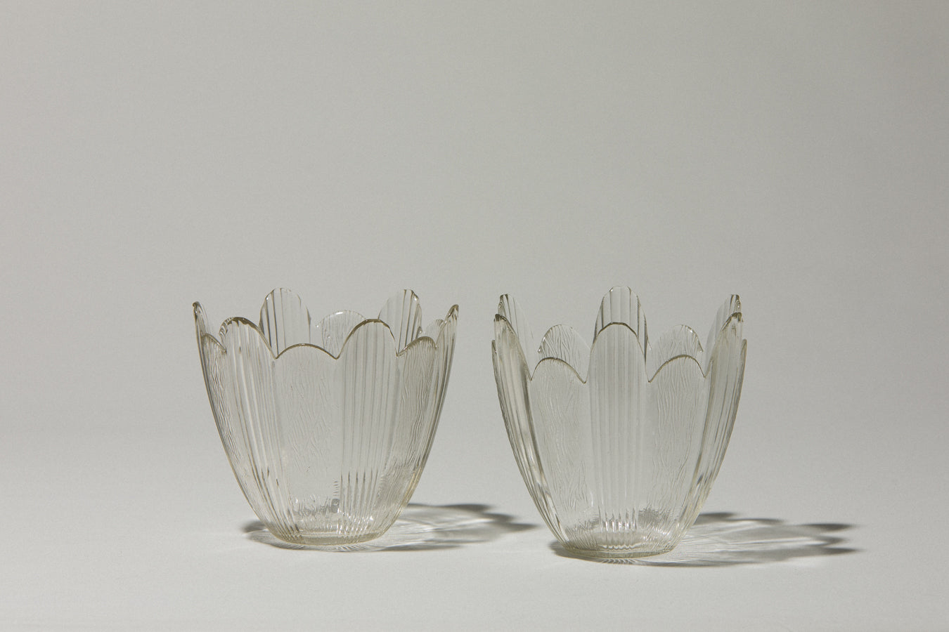 Set of two textured BOWLS