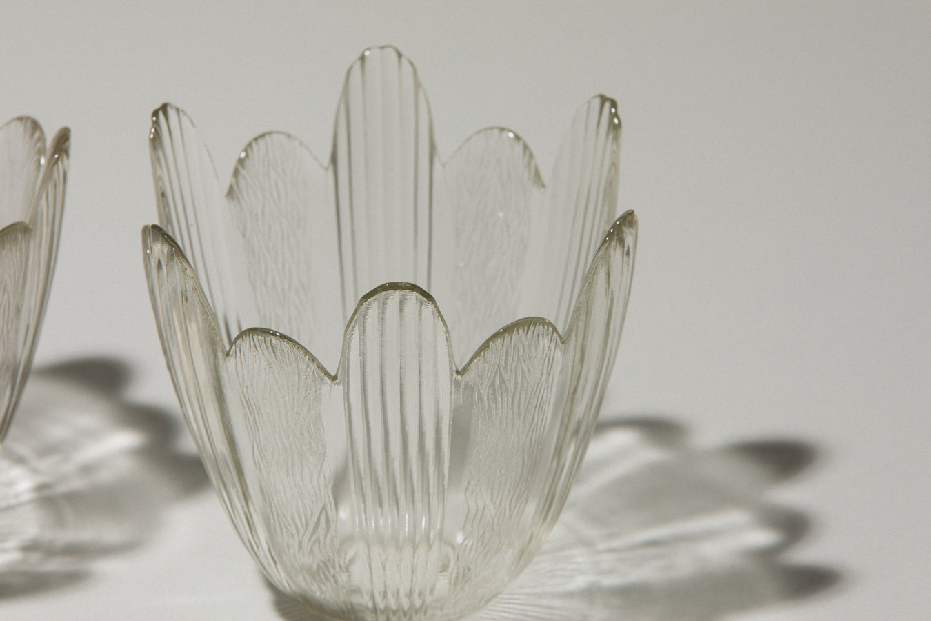 Set of two textured BOWLS