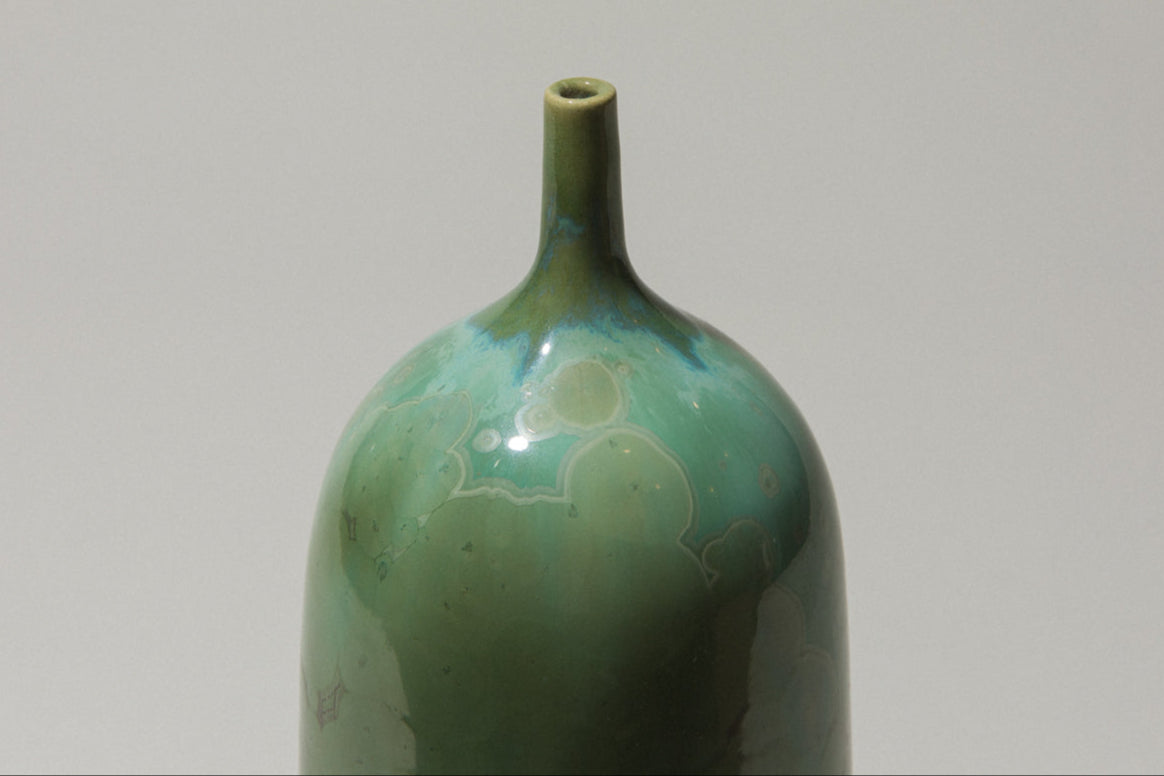 Porcelain VASE with green crystalline-glaze