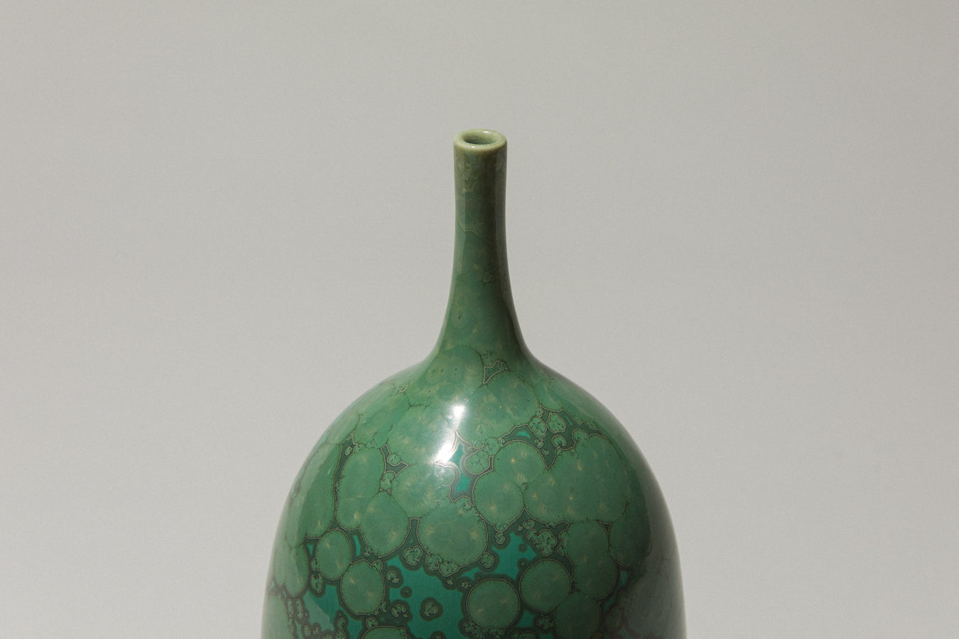 Porcelain VASE with green crystalline-glaze