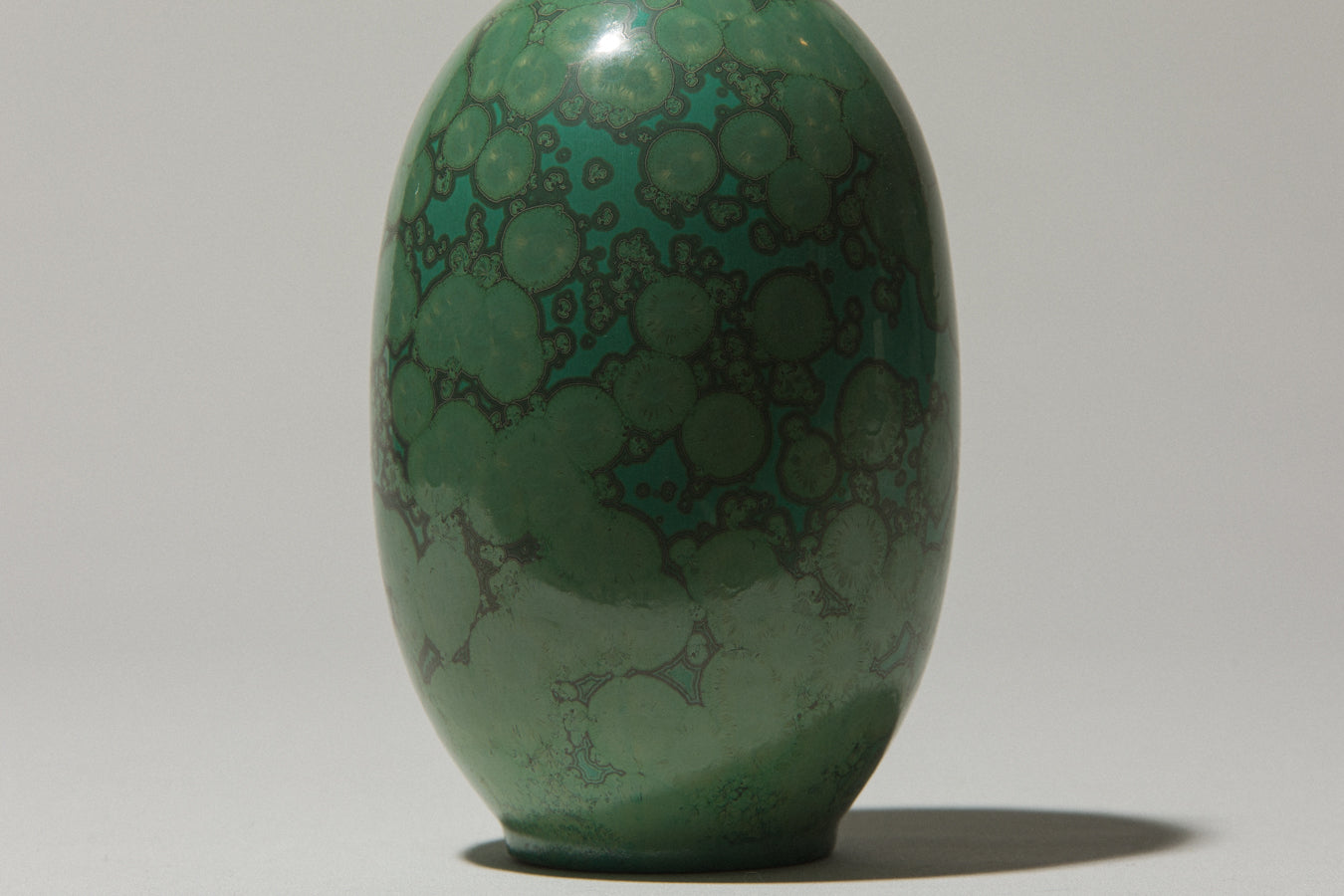Porcelain VASE with green crystalline-glaze