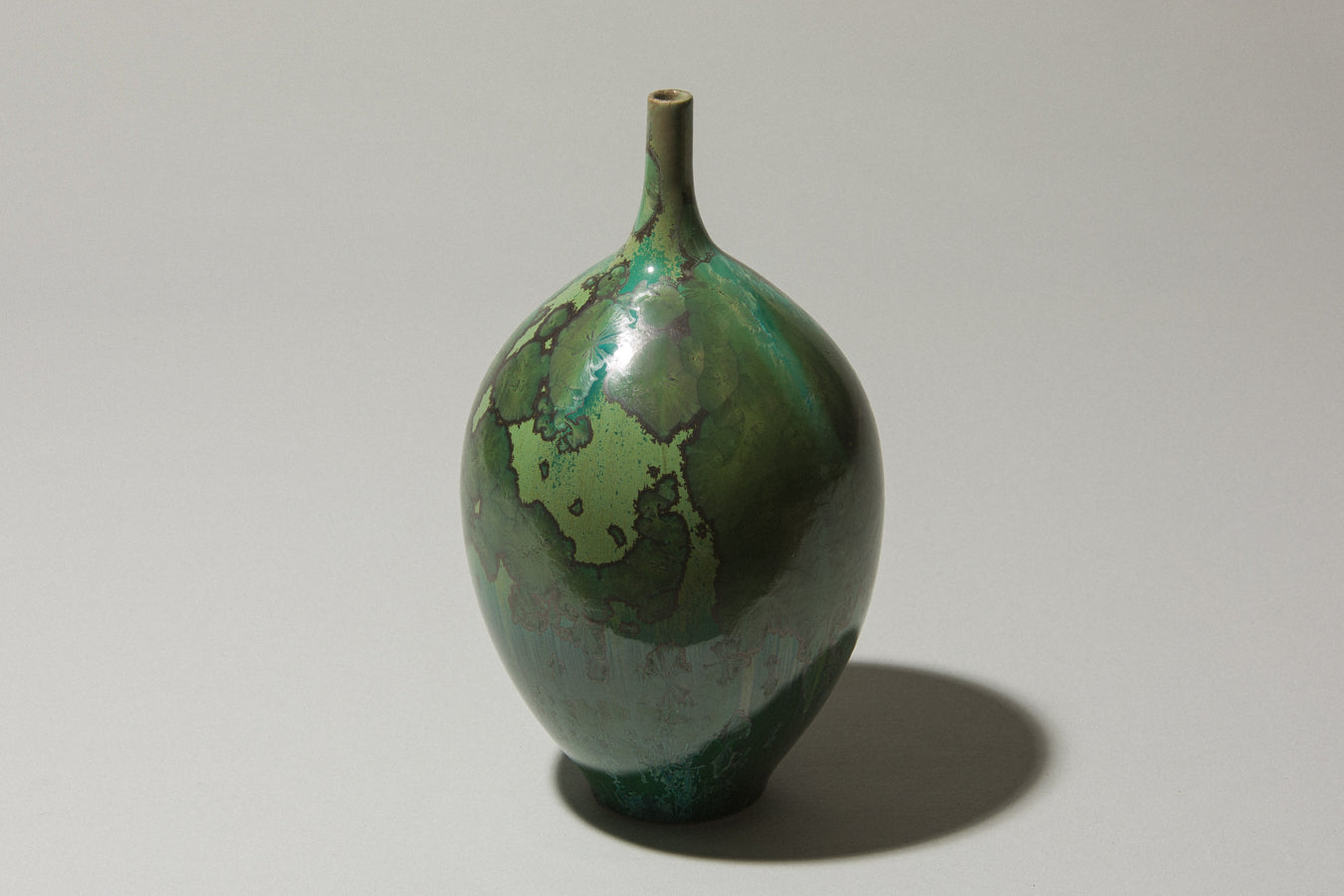 Porcelain VASE with green crystalline-glaze