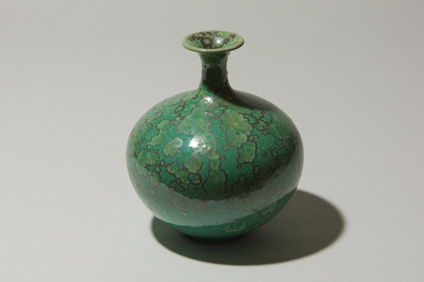 Porcelain VASE with green crystalline-glaze