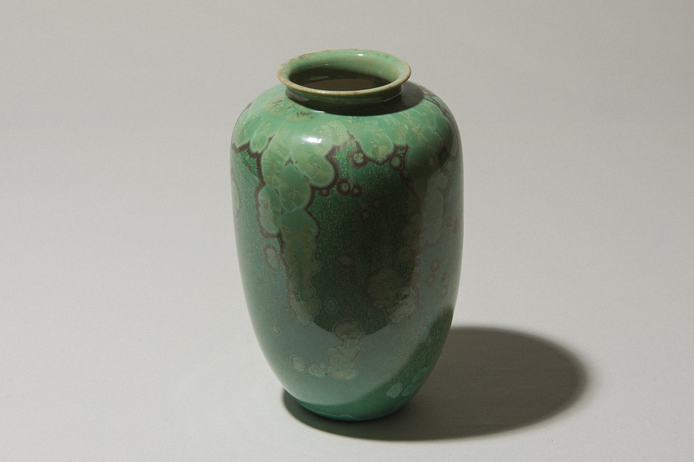 Porcelain VASE with green crystalline-glaze