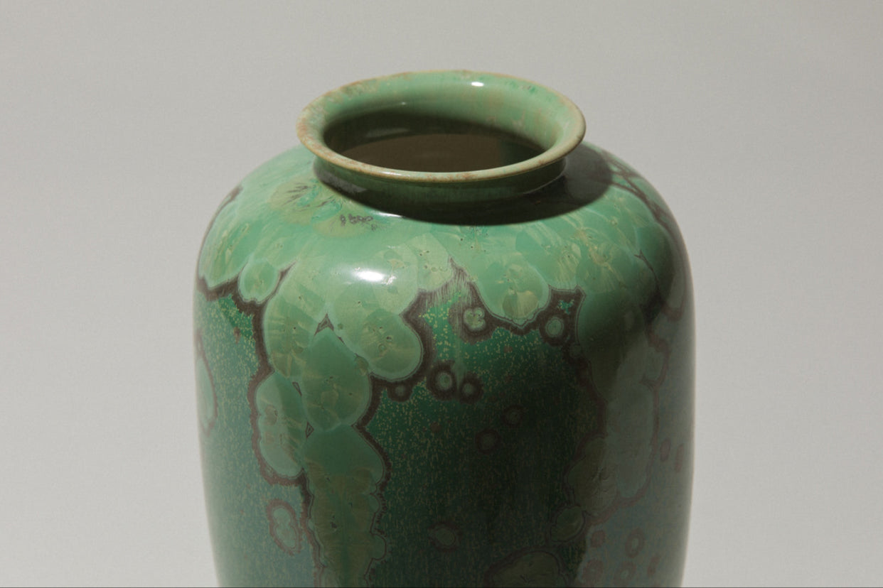 Porcelain VASE with green crystalline-glaze
