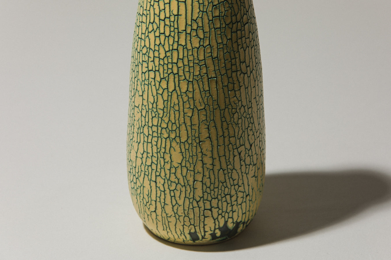 Ceramic VASE with yellow textured crackle glaze