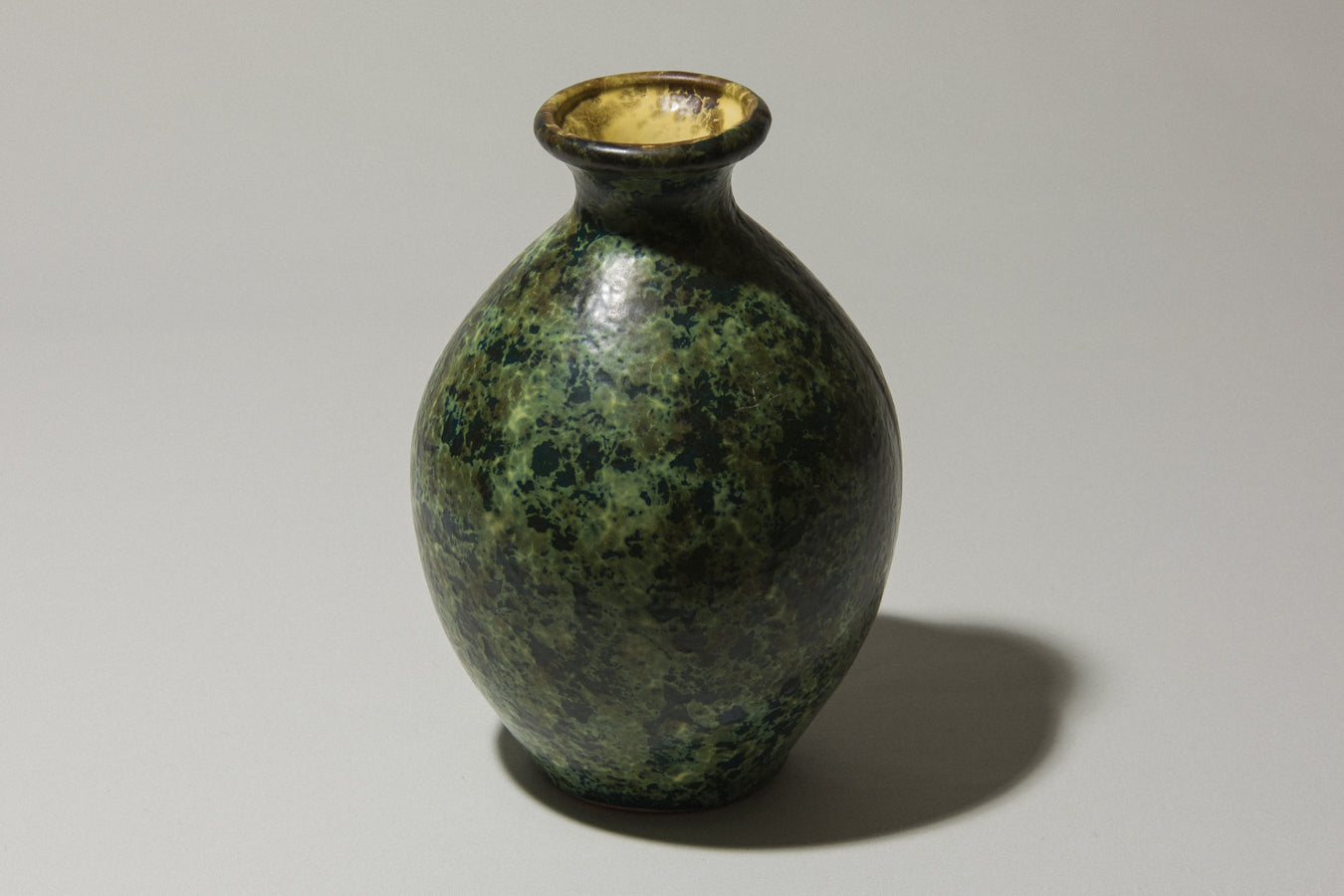 Tófej VASE with mottled glaze