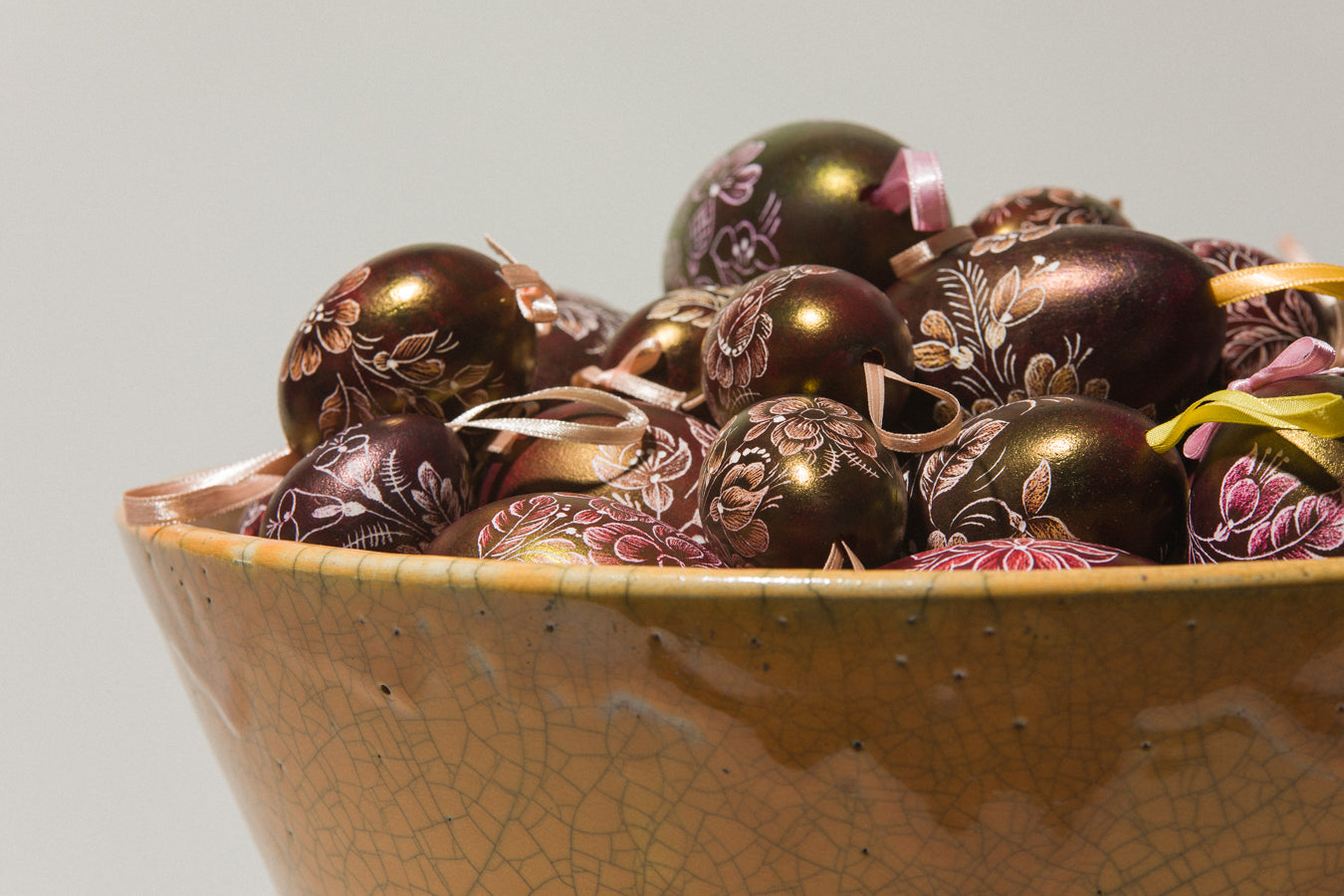 Set of three glazed & scratched GOOSE EGGS