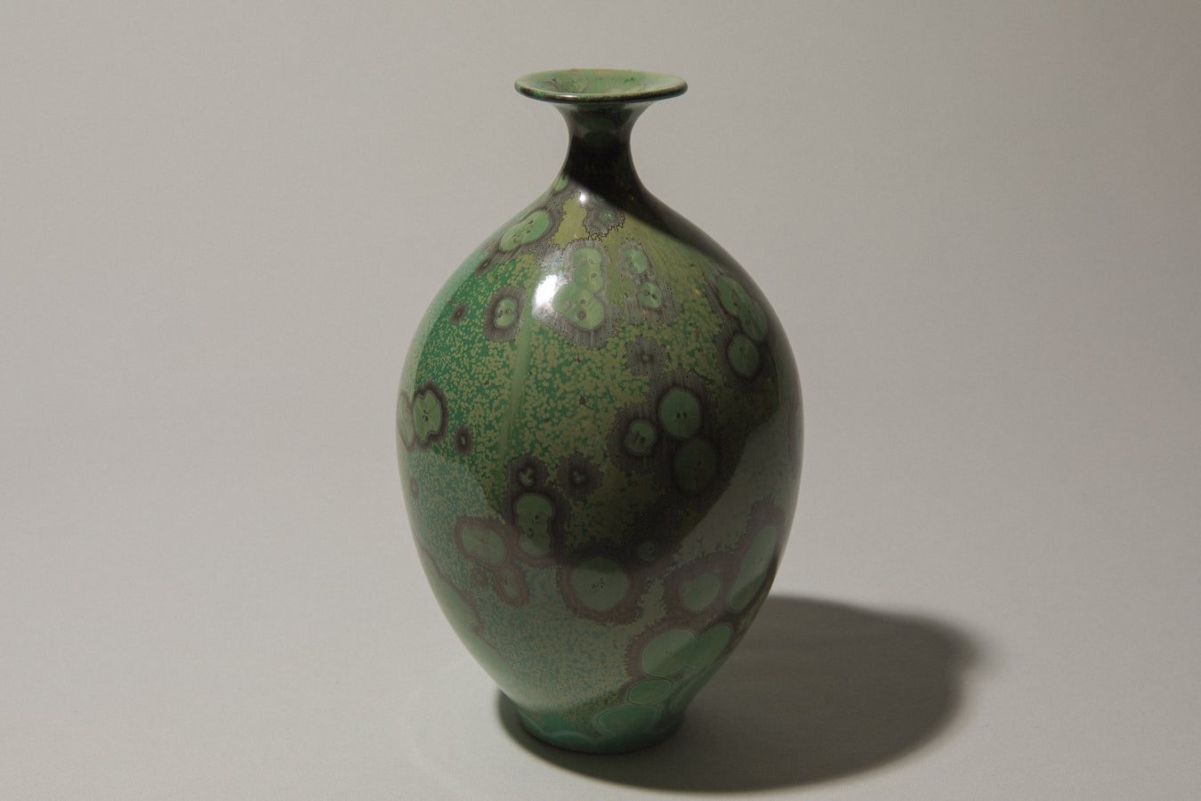 Porcelain VASE with green crystalline-glaze