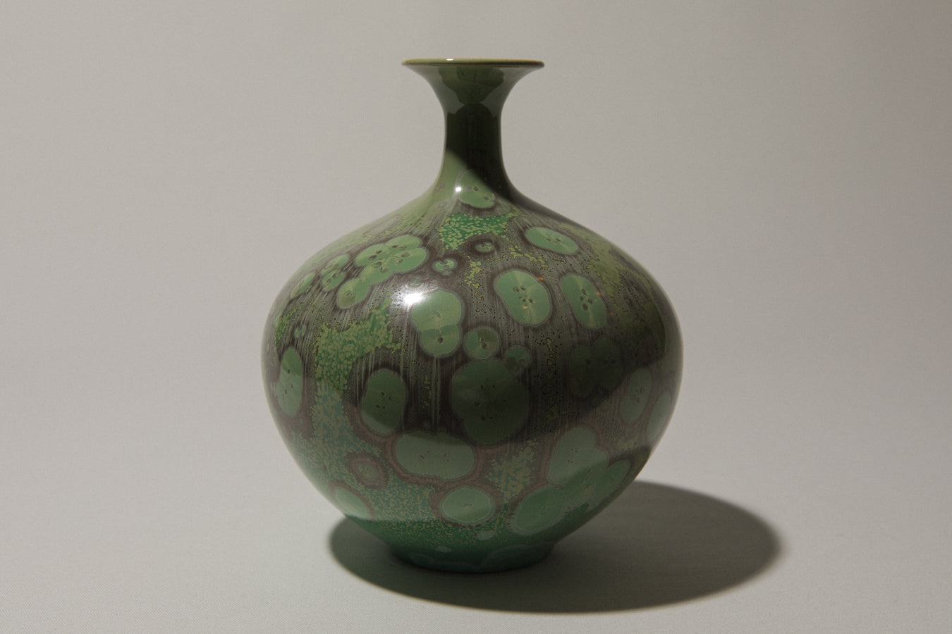 Porcelain VASE with green crystalline-glaze