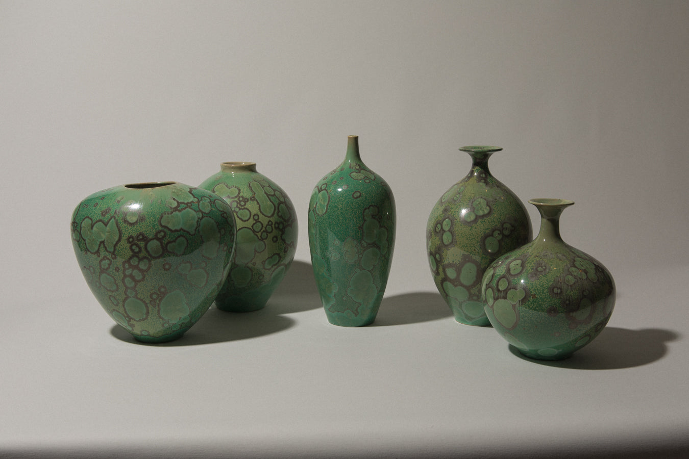 Porcelain VASE with green crystalline-glaze