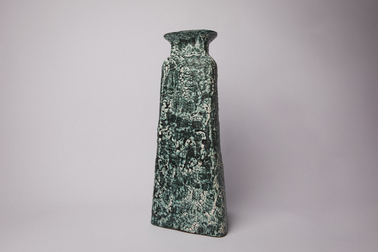 Béla Mihály FLOOR VASE _ 1449
