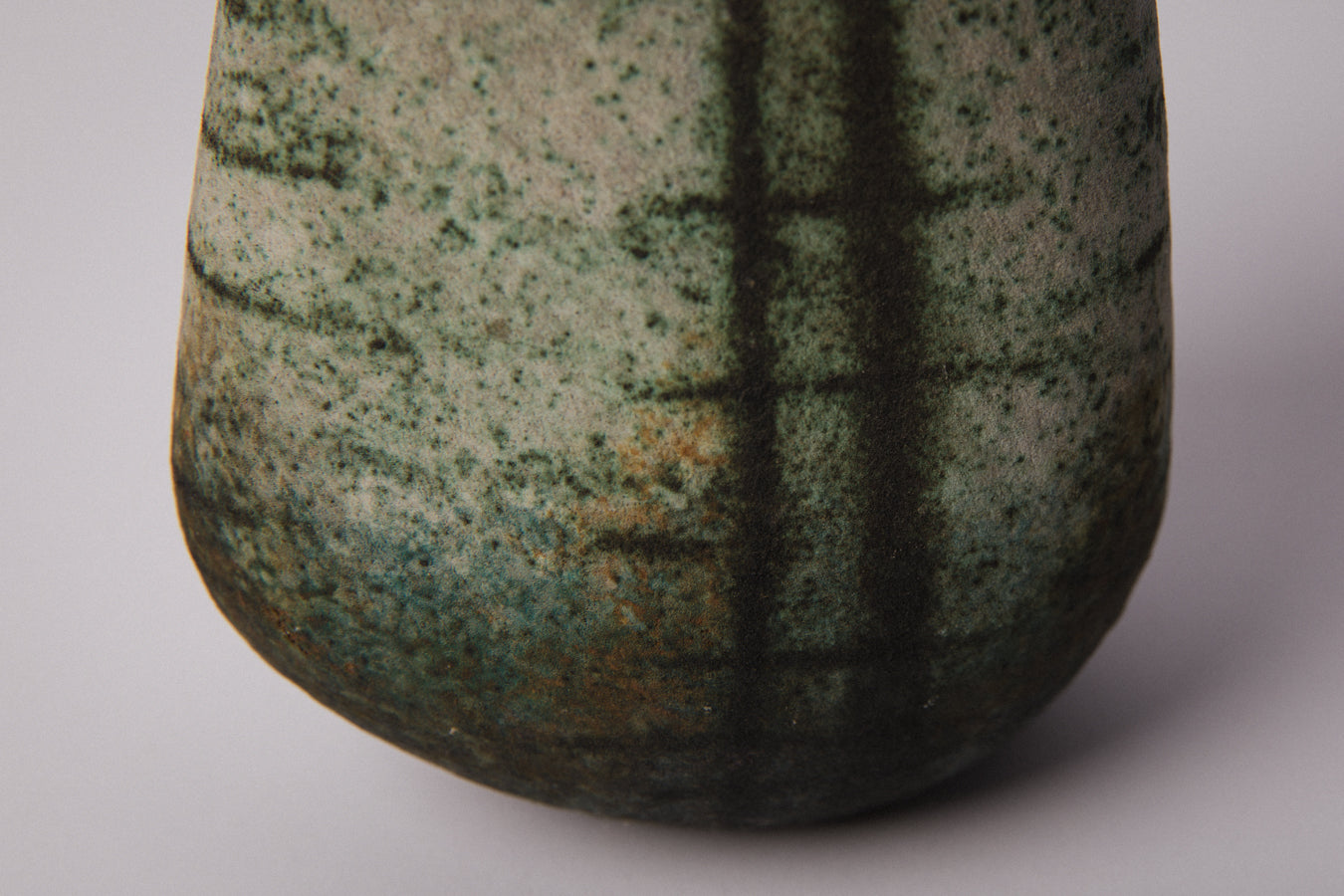 Pebble VASE by Ágoston Simó _ 1340