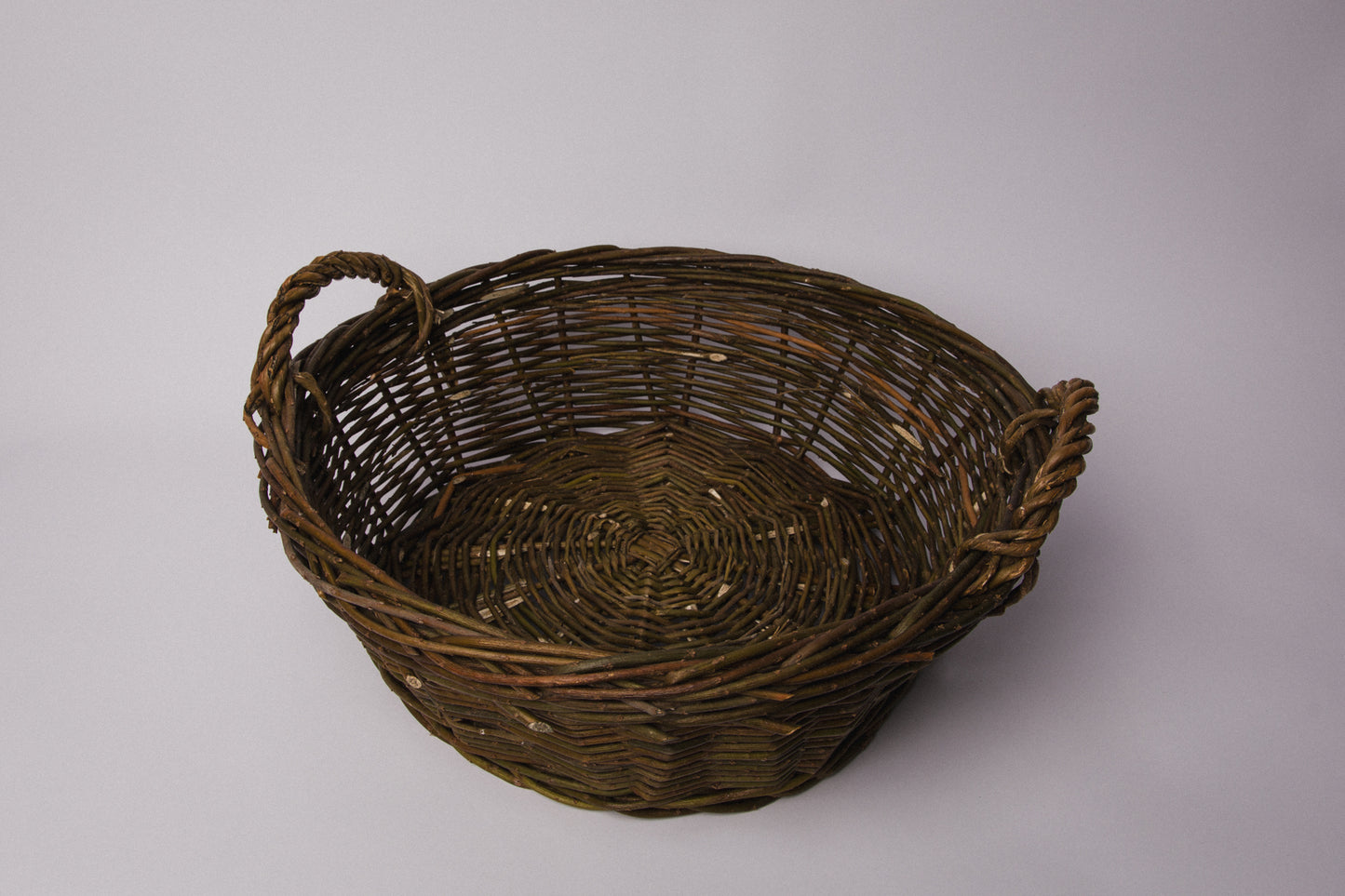 Willow BASKET large _ 1555