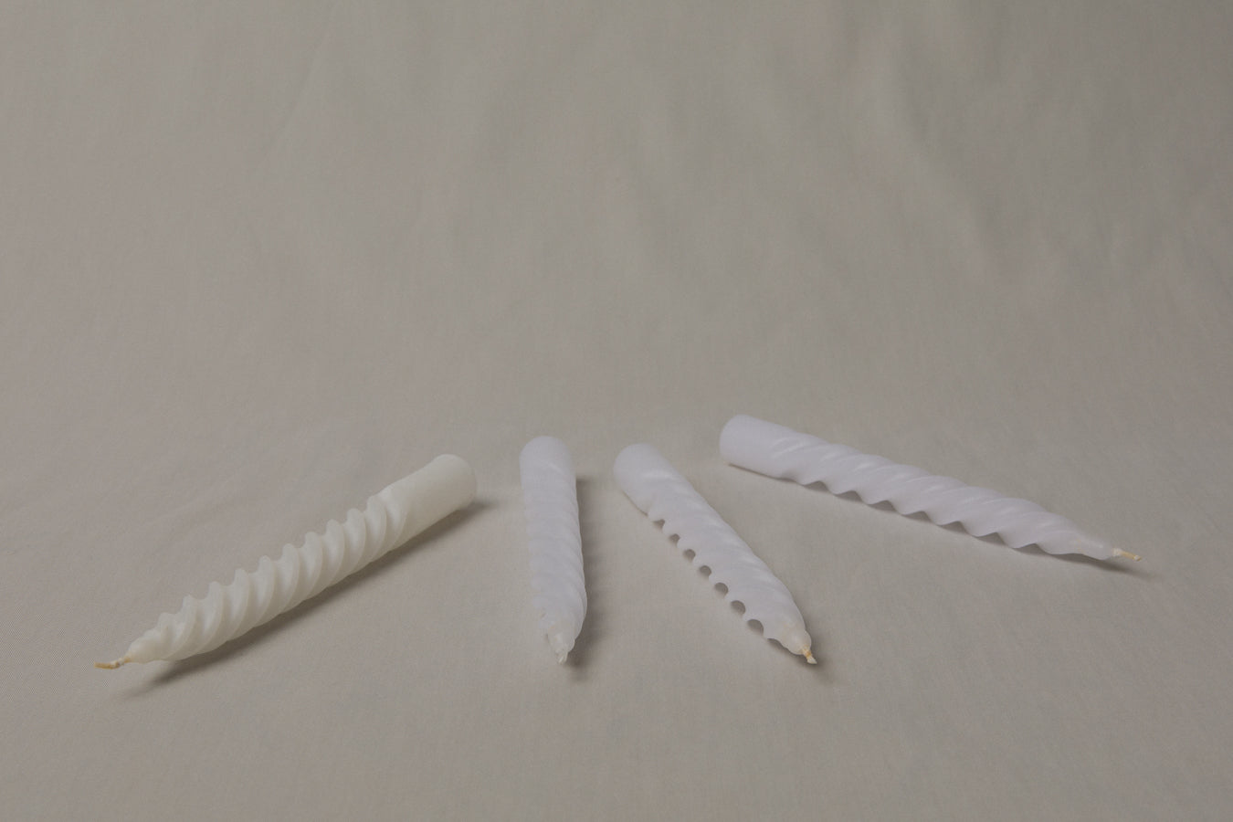 Pack of four spiral CANDLE M