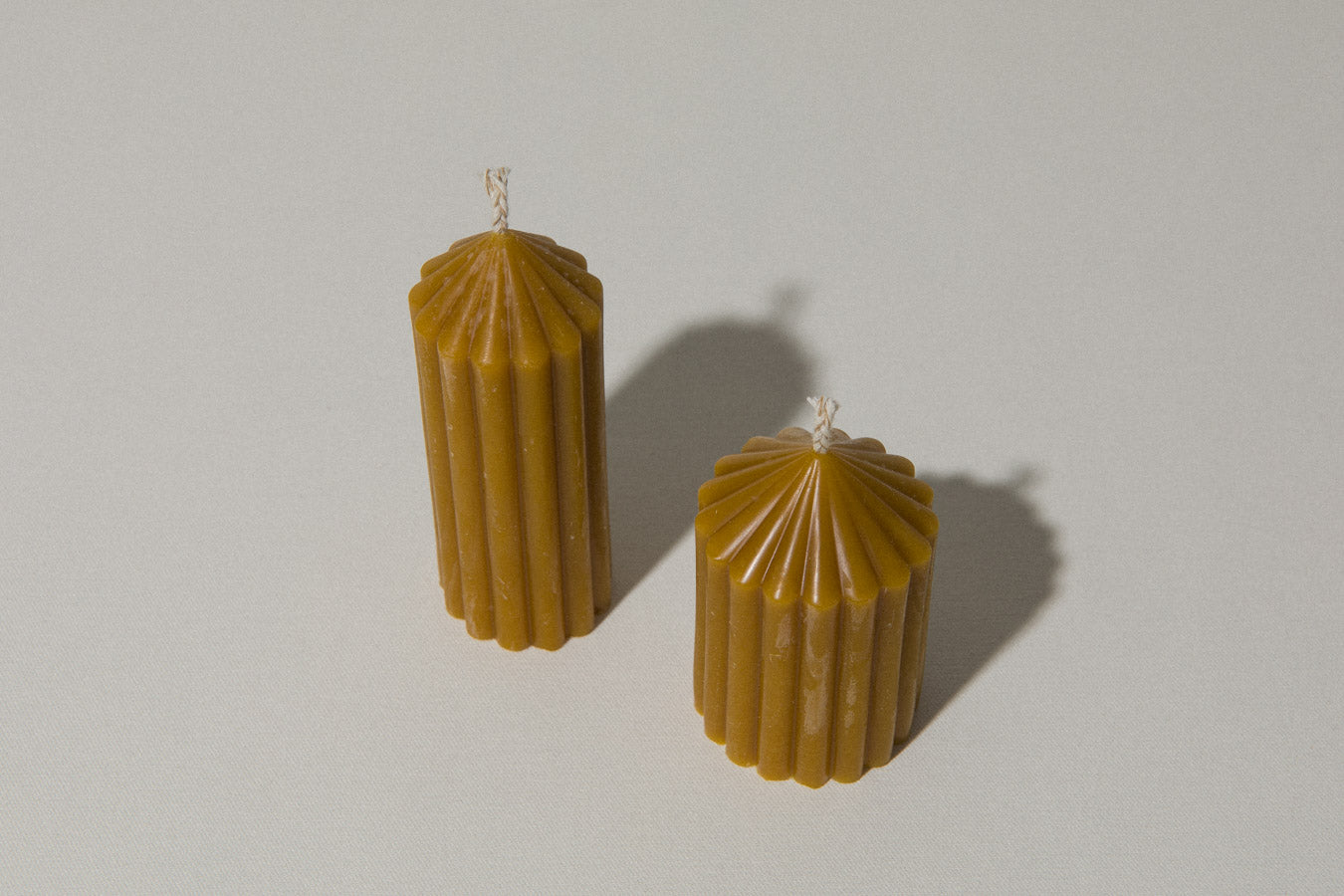 Ribbed beeswax CANDLE set of two