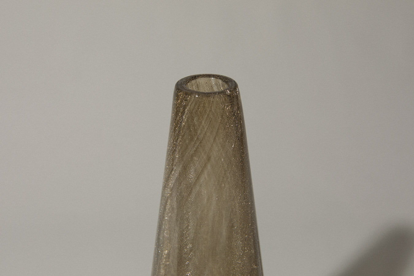 Deep taupe veil glass VASE