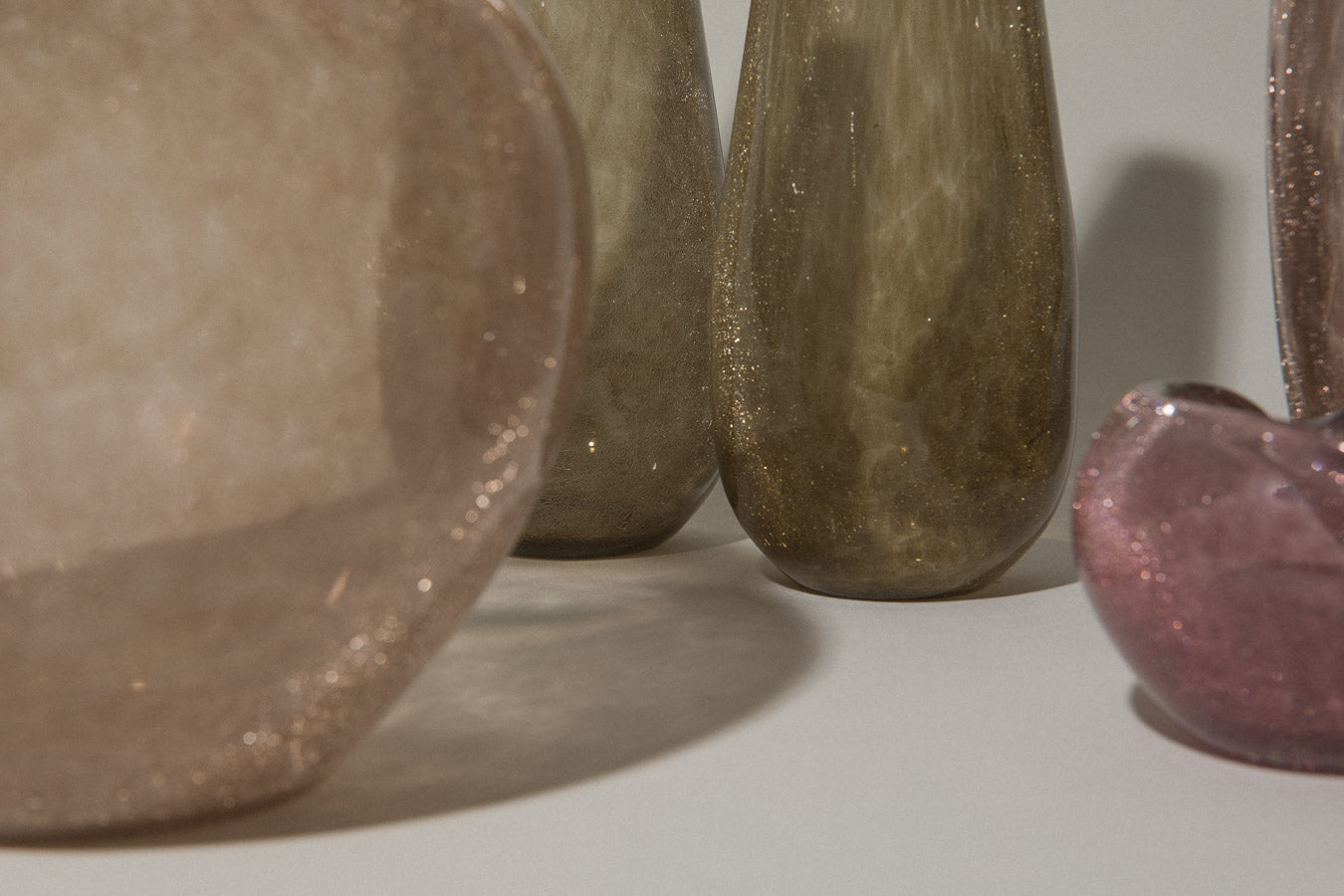 Deep taupe veil glass VASE