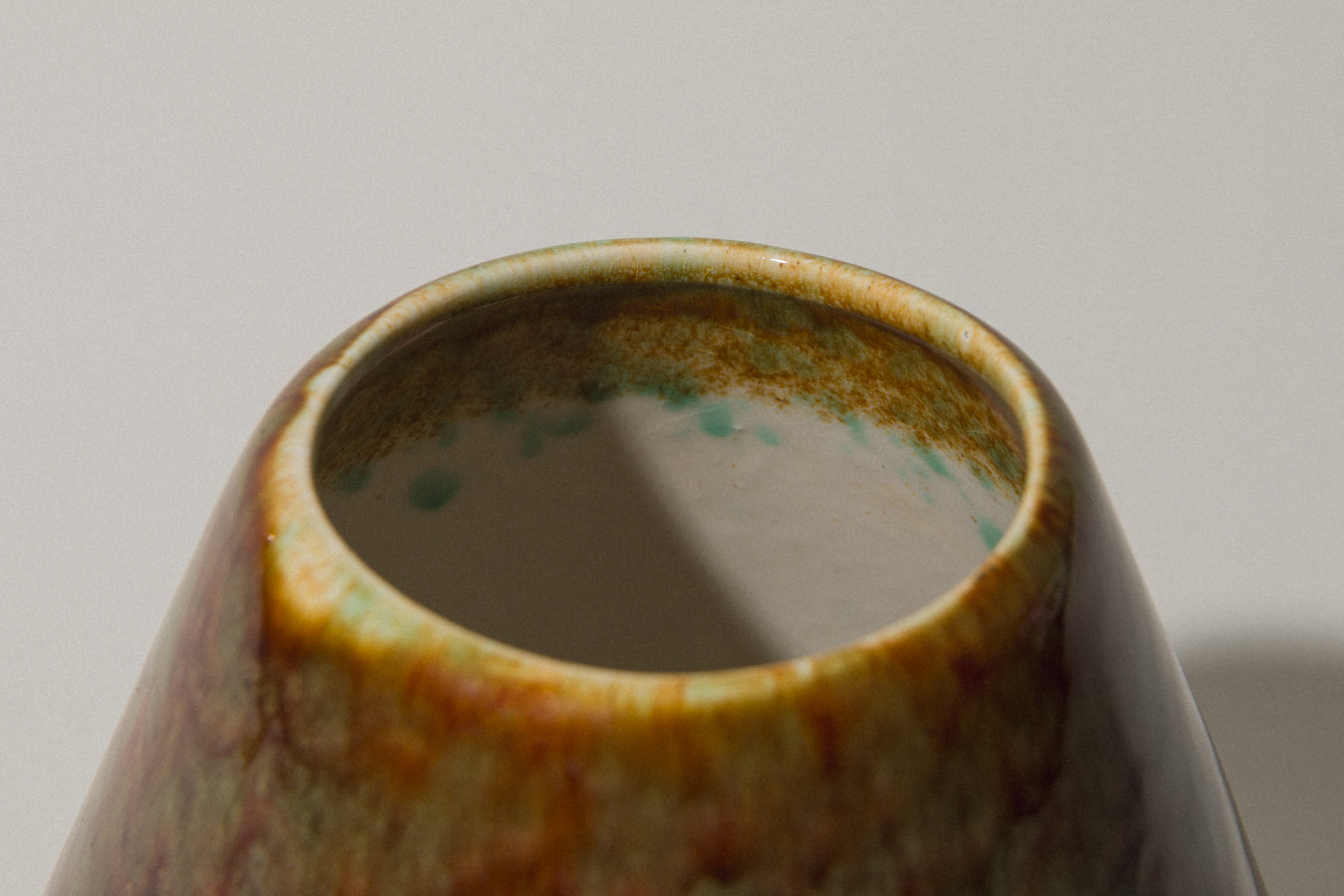 Faceted ovoid faience VASE _ 360