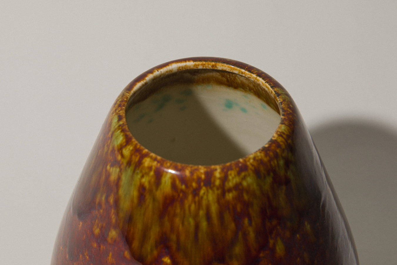 Faceted ovoid faience VASE _ 364