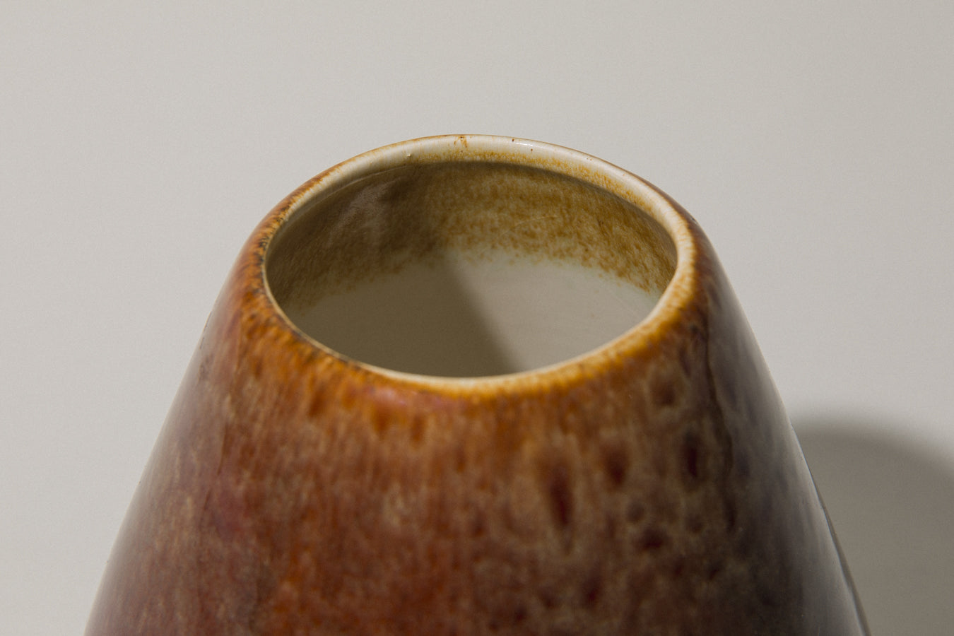 Faceted ovoid faience VASE _ 366
