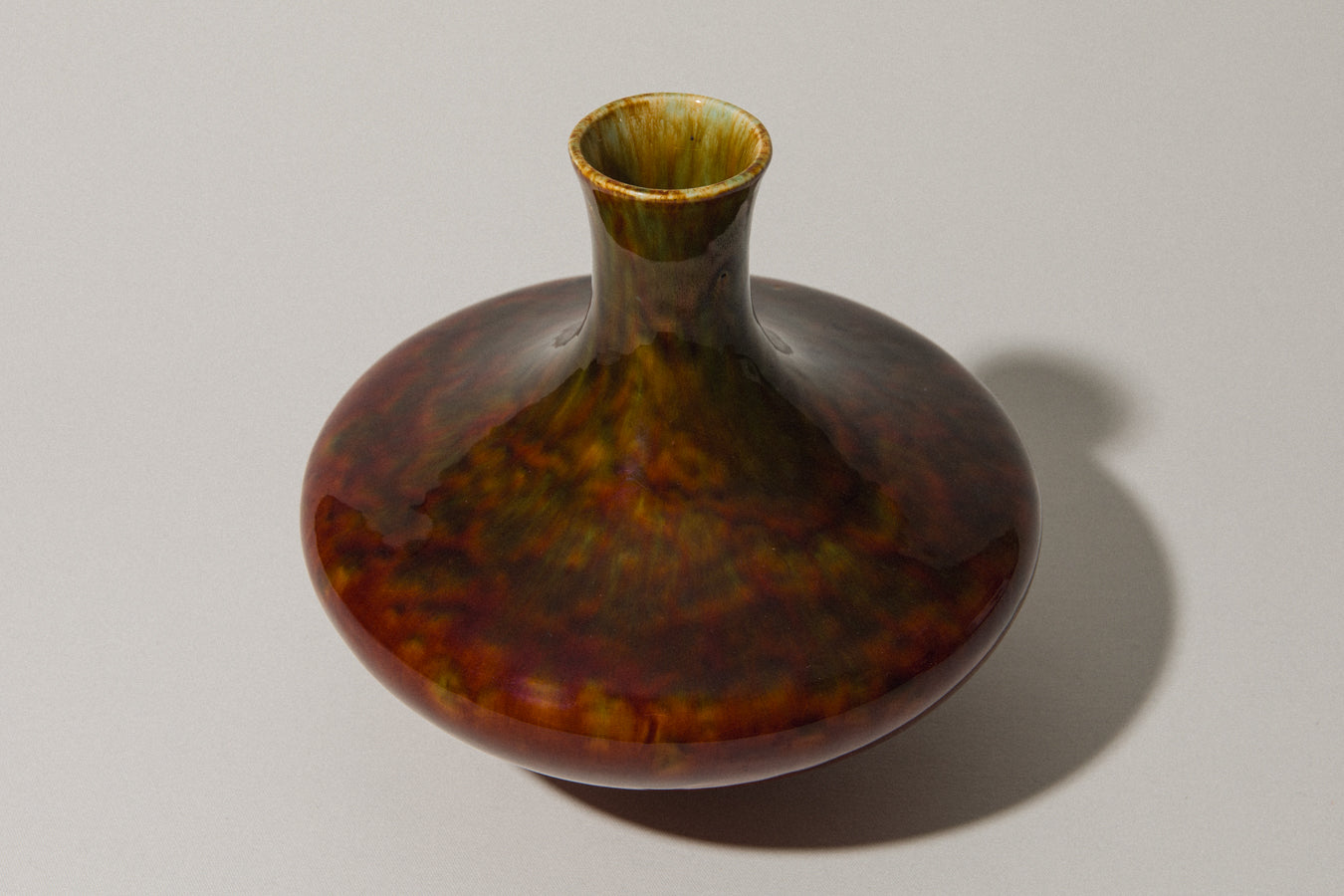 Discus shaped faience VASE _ 387