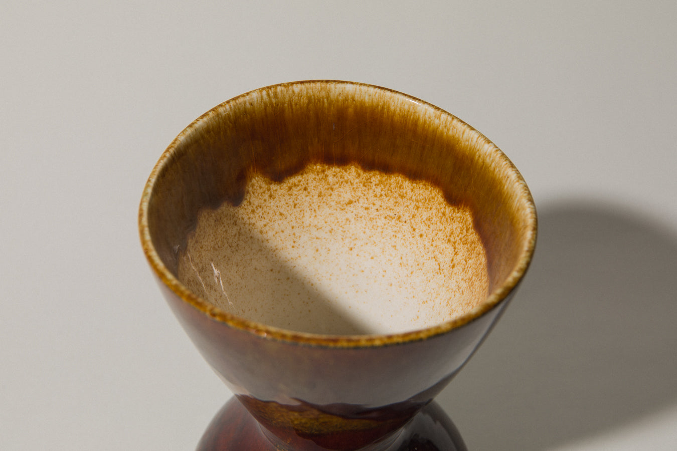 Wide-mouthed faience VASE _ 392