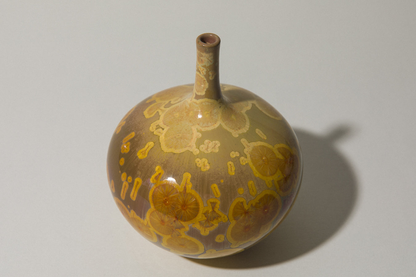 Porcelain VASE with crystalline-glaze