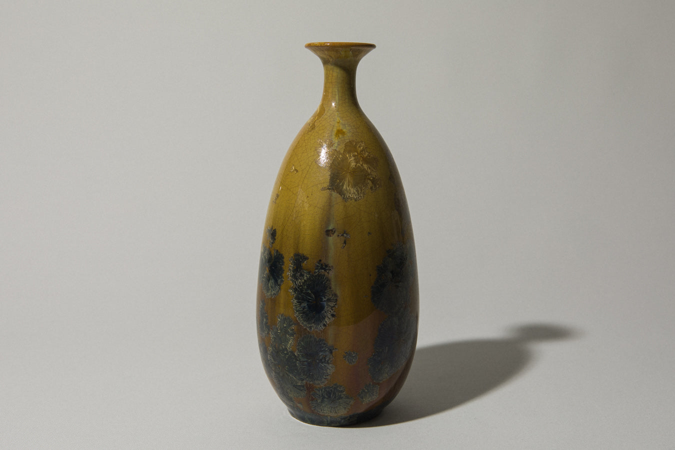 Porcelain VASE with crystalline-glaze