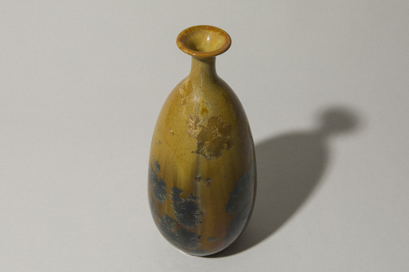 Porcelain VASE with crystalline-glaze