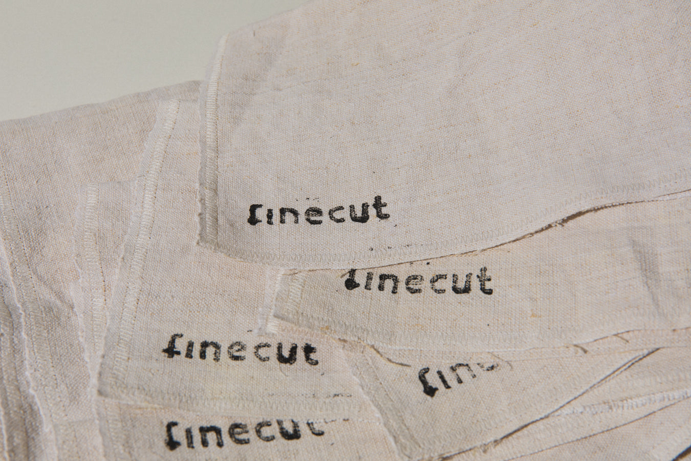 Vintage linen TABLECLOTH and NAPKIN SET