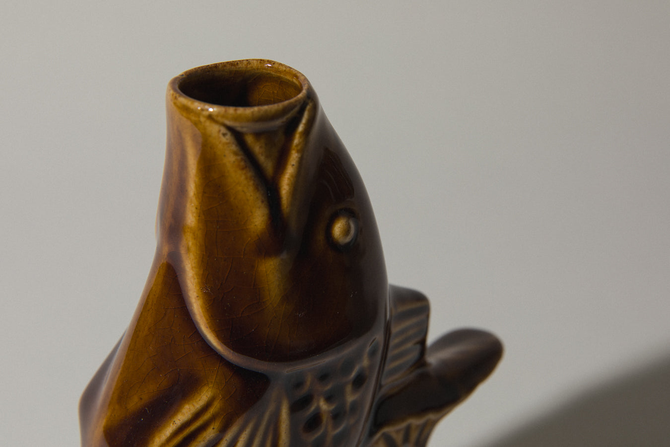 Fish-shaped CARAFE _ 542