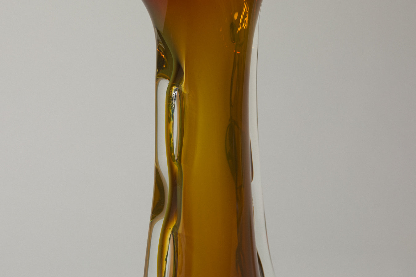 Shark fin VASE