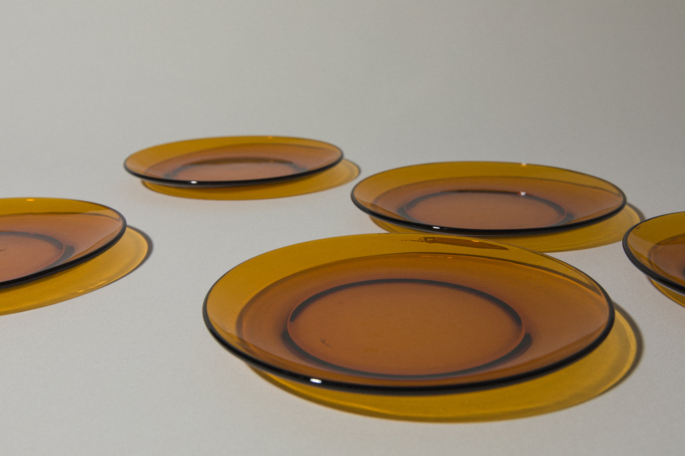 Set of six amber DESSERT PLATES