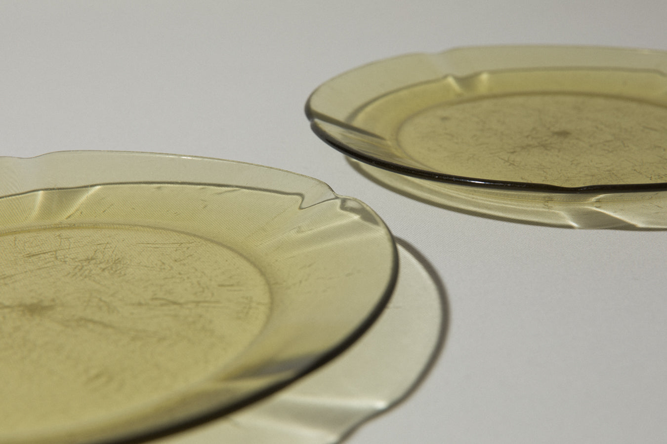 Set of two amber DESSERT PLATES